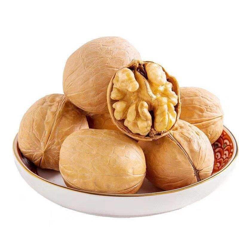 Walnuts in Shell